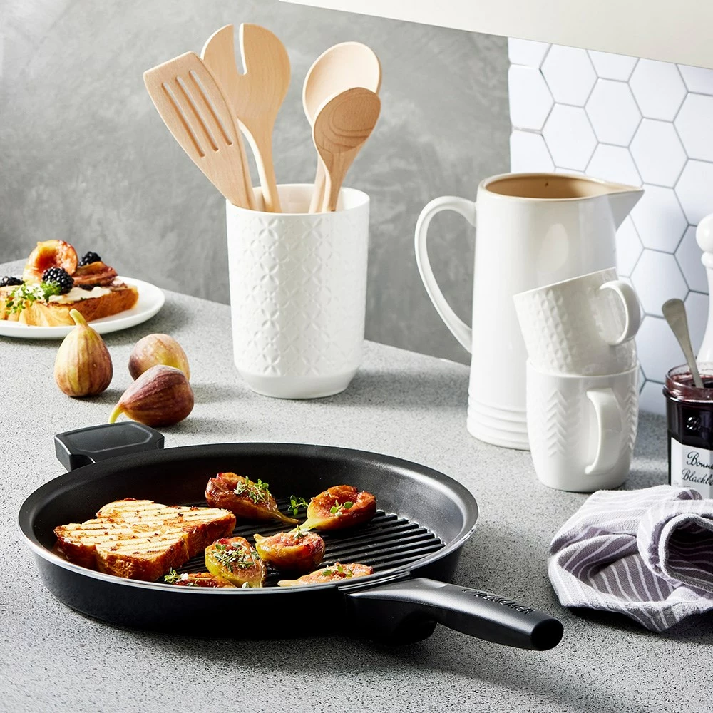 Bessemer Non Stick Grill Pan 32cm Ebony 4 Bessemer Non Stick Grill Pan 32cm Ebony - Image 2