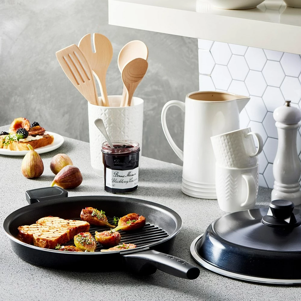 Bessemer Non Stick Grill Pan 32cm Ebony 5 Bessemer Non Stick Grill Pan 32cm Ebony - Image 3