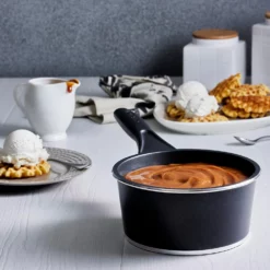 Bessemer Non Stick Saucepan 18cm Ebony -Cookware Shop BES 1037708 2
