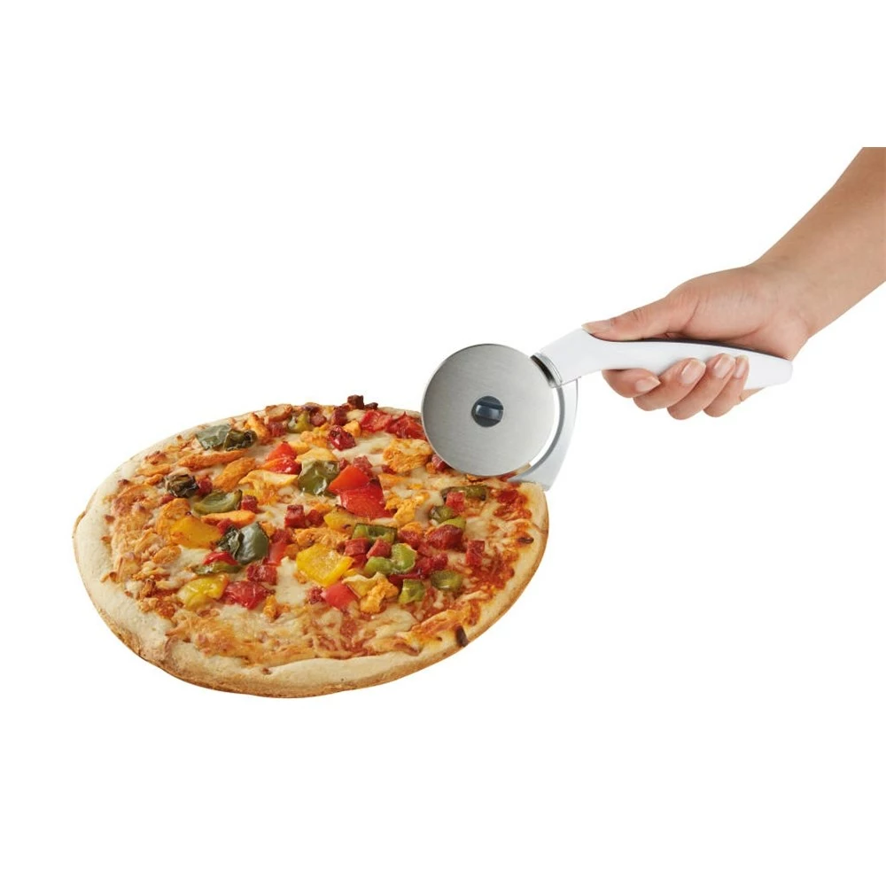 Zyliss Sharp Edge Pizza Cutter 4 Zyliss Sharp Edge Pizza Cutter - Image 2