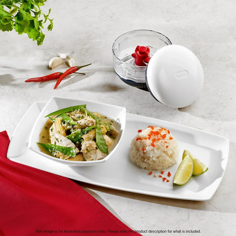 Zyliss Stainless Steel & Plastic Twist & Roll Mini Chopper 7 Zyliss Stainless Steel & Plastic Twist & Roll Mini Chopper - Image 5