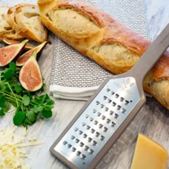 Microplane Coarse Grater Dover Grey -Cookware Shop DKS 15100 3