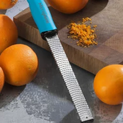 Microplane Premium Zester Grater Turquoise -Cookware Shop DKS 15361 3