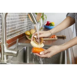 Full Circle The Ring Veggie Brush -Cookware Shop DKS 28830 2