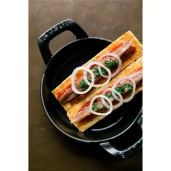 Staub Round Cocotte Graphite 18cm 5 Staub Round Cocotte Graphite 18cm -Cookware Shop DKS 65010 2