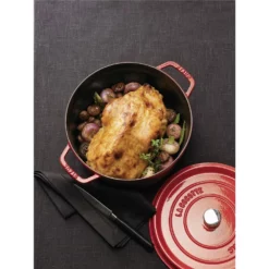 Staub Round Cocotte Cherry Red 26cm 9 Staub Round Cocotte Cherry Red 26cm -Cookware Shop DKS 65043 4