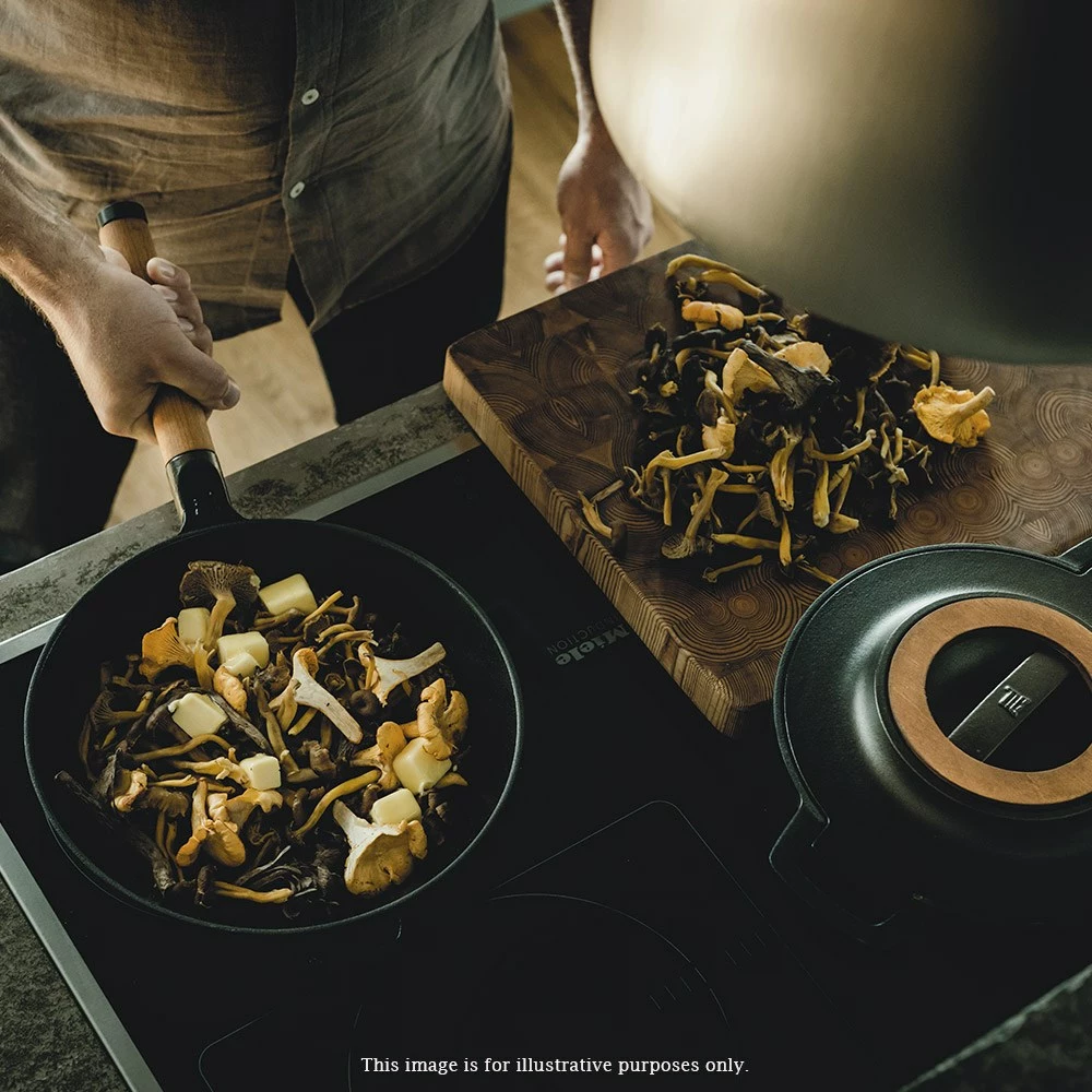 Fiskars Norden Cast Iron Non-Stick Frying Pan 26cm Made In Finland 6 Fiskars Norden Cast Iron Non-Stick Frying Pan 26cm Made In Finland - Image 4