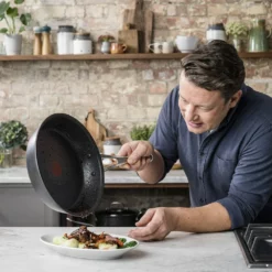 Jamie Oliver By Tefal Cooks Classic Induction Non Stick Hard Anodised Frypan 30cm -Cookware Shop GSA H9120744 5