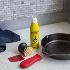 Lodge Seasoned Cast Iron Care Kit -Cookware Shop HAL ACAREC1 4