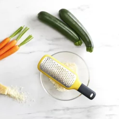 Joseph Joseph GripGrater Paddle Grater With Bowl Grip Coarse Yellow -Cookware Shop JOS 20169 3