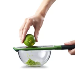 Joseph Joseph GripGrater Paddle Grater With Bowl Grip Fine Green 9 Joseph Joseph GripGrater Paddle Grater With Bowl Grip Fine Green -Cookware Shop JOS 20170 3