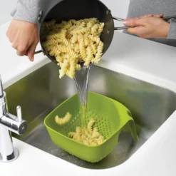 Joseph Joseph Square Colander With Handle Green -Cookware Shop JOS 40088 2
