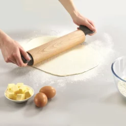 Joseph Joseph Grip Pin Ergonomic Rolling Pin Grey -Cookware Shop JOS 40108 3