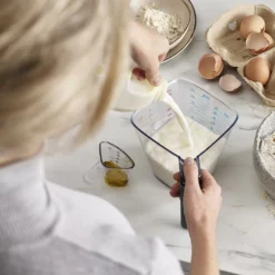 Joseph Joseph Align 2 Piece Easy Read Measuring Jug Set 9 Joseph Joseph Align 2 Piece Easy Read Measuring Jug Set -Cookware Shop JOS 40109 4