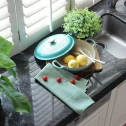 White Magic Eco Cloth Tea Towel Single Pack Olive Green -Cookware Shop JTY WMMFTTSO 3