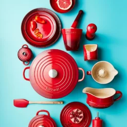 Baccarat Le Connoisseur Round 29cm/6.3L Cast Iron French Oven With Lid Red -Cookware Shop PCP 1021278 6