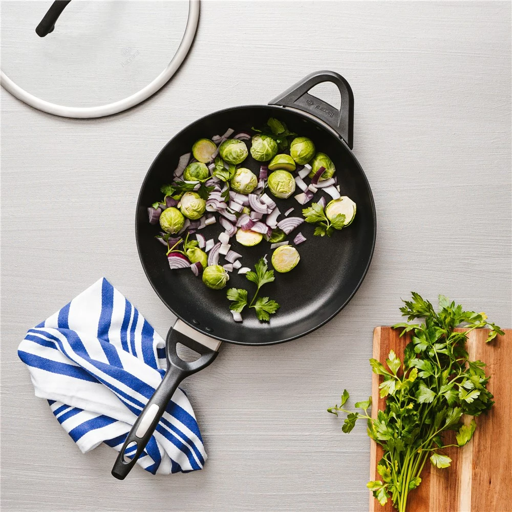 Baccarat ID3 CS Hard Anodised Saute Pan 30cm With Lid & Never Hot Handles 7 Baccarat ID3 CS Hard Anodised Saute Pan 30cm With Lid & Never Hot Handles - Image 5