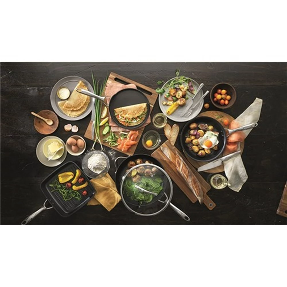 Baccarat ID3 Non Stick Hard Anodised Saute Pan With Lid 32cm 5 Baccarat ID3 Non Stick Hard Anodised Saute Pan With Lid 32cm - Image 3