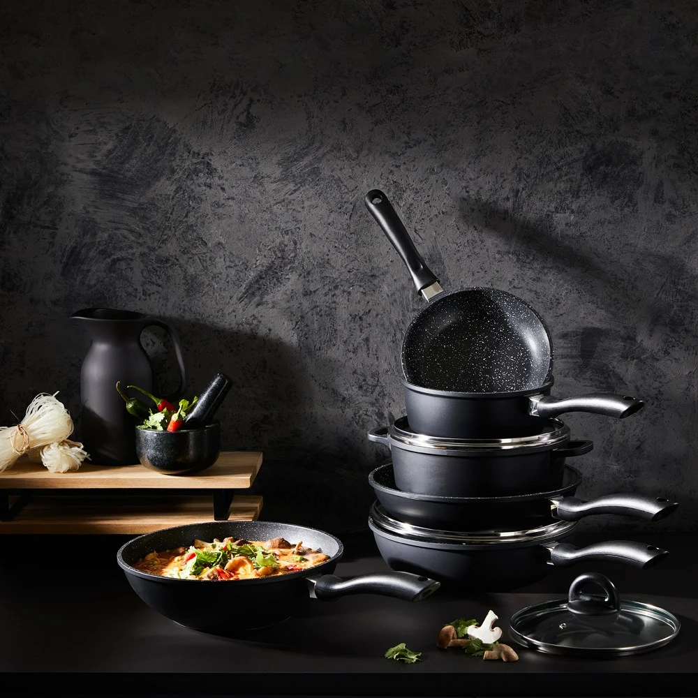 Baccarat STONE 6 Piece Cast Aluminium Cookware Set With Stir Fry Pan 4 Baccarat STONE 6 Piece Cast Aluminium Cookware Set With Stir Fry Pan - Image 2