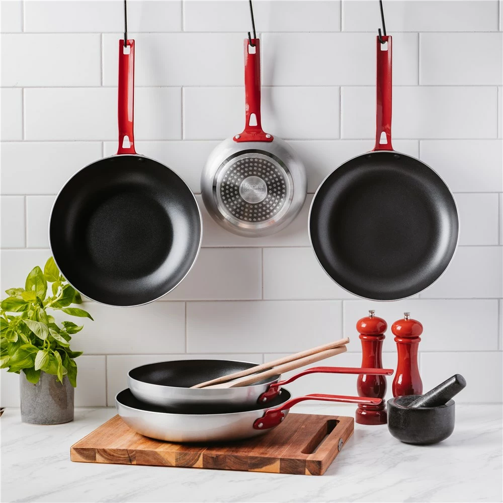 Baccarat Professional Non-Stick Frypan 30CM 5 Baccarat Professional Non-Stick Frypan 30CM - Image 3