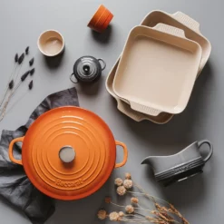 Baccarat Le Connoisseur Cast Iron Round French Oven 29cm 6.3L Orange -Cookware Shop PCP 1036145 4