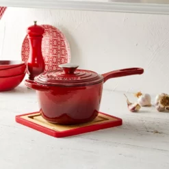 Baccarat Le Connoisseur Cast Iron Saucepan 16cm 1.5L Red -Cookware Shop PCP 1036148 4