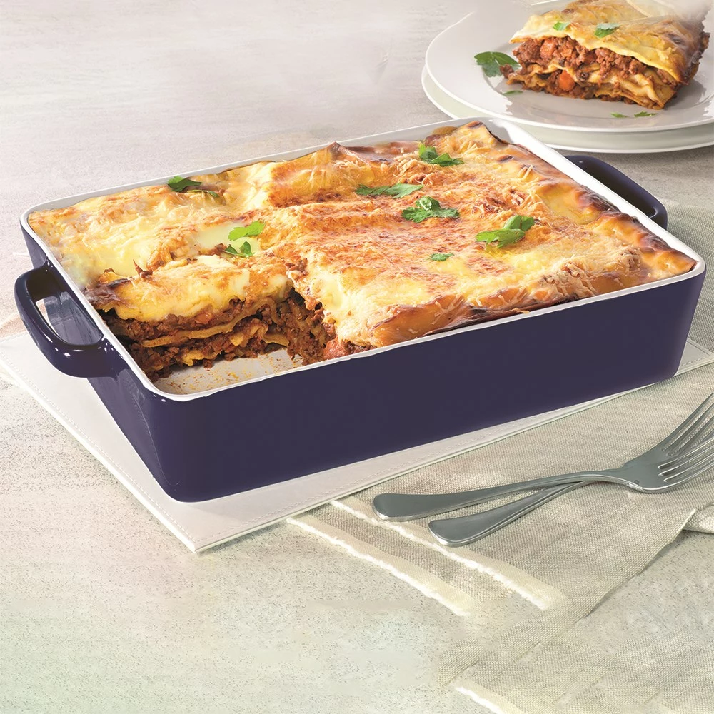 OvenBake Lasagne Baker 32cm Blue 4 OvenBake Lasagne Baker 32cm Blue - Image 2