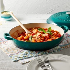 Baccarat Le Connoisseur Round French Saute Pan 31cm Teal -Cookware Shop PCP 1040469 4